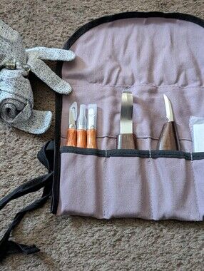 Whittling Leather Crafting Knife & Tool Roll with Multiple Carving Blades - Pink